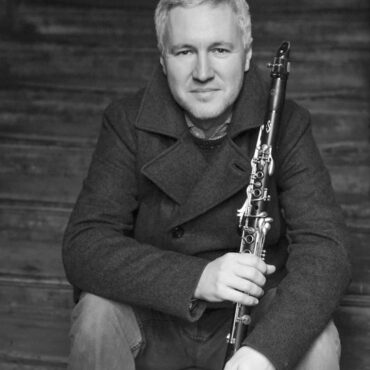 poczciwy mężczyzna z klarnetem